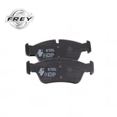 Dalam Stok Suku Cadang Mobil Frey Bantalan Rem Depan Set NAO OEM 34116769951 Untuk sistem rem mobil bmw E81 E82