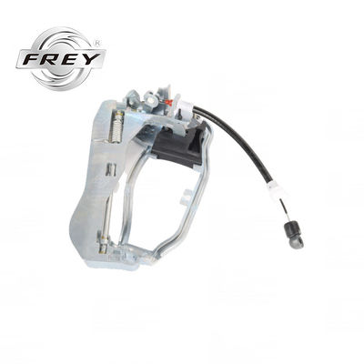 51228243636 Rangka Gagang Pintu Kanan, Aksesori Mobil BMW X5 E53 ISO9001